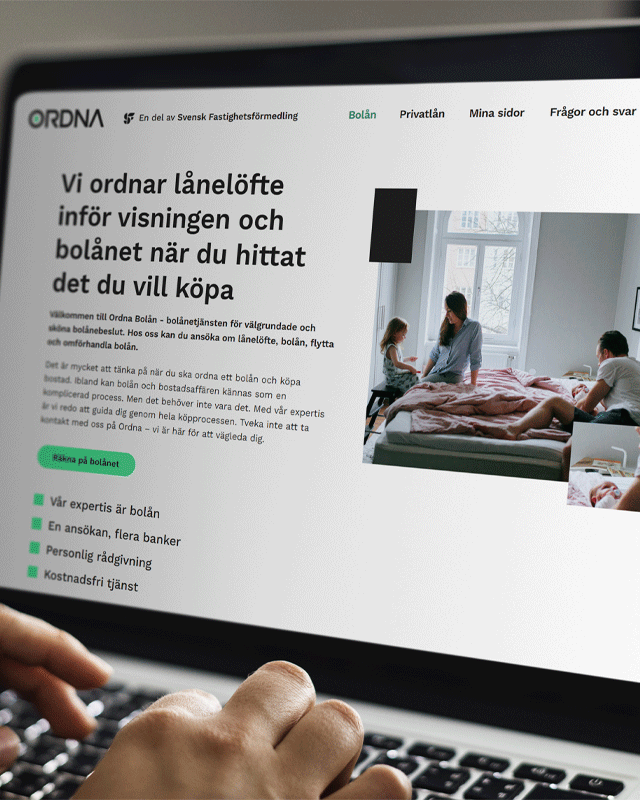 En laptop har uppe Ordna Bolåns hemsida